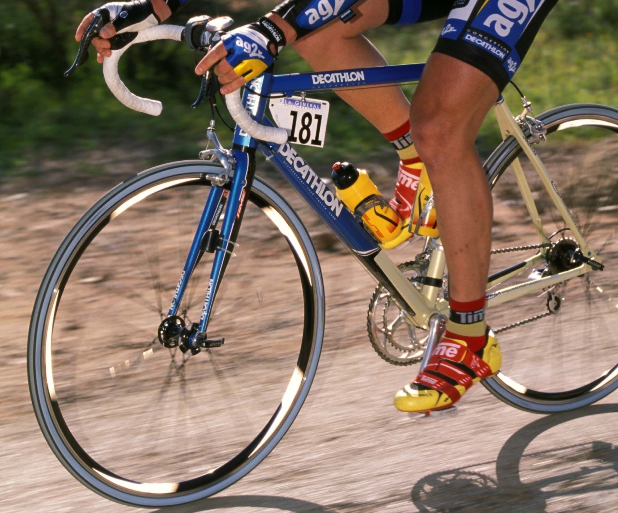 Tech throwback Remembering the Decathlon pro bikes of the 2000s GCN